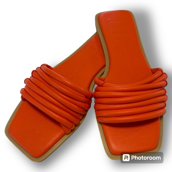 Dolce Vita Shoes - NWOB Dolce Vita Persimmon Strappy Slide on Sandals, size 7